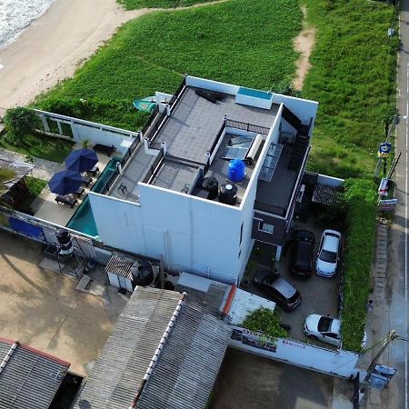 White Sand Villa - Beach Front Hikkaduwa Luaran gambar