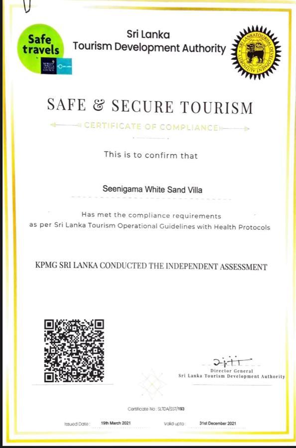 White Sand Villa - Beach Front Hikkaduwa Luaran gambar