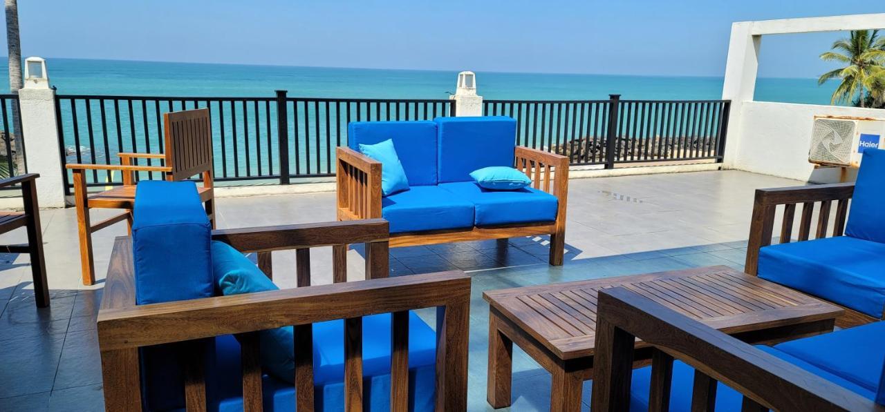 White Sand Villa - Beach Front Hikkaduwa Luaran gambar