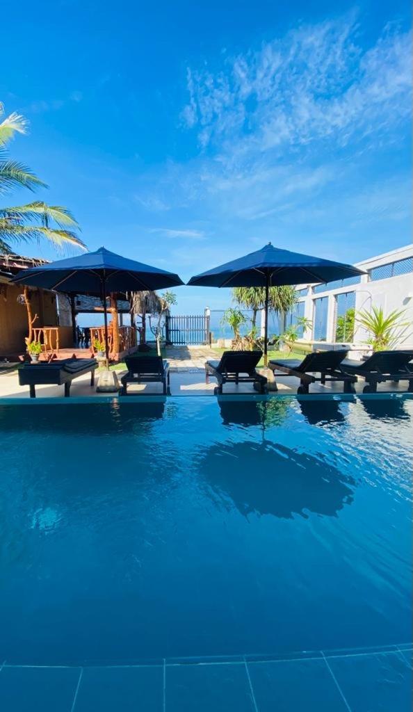White Sand Villa - Beach Front Hikkaduwa Luaran gambar