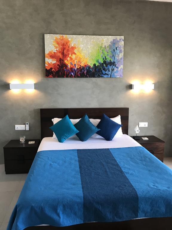 White Sand Villa - Beach Front Hikkaduwa Luaran gambar